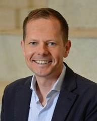 Prof. Dr. Sascha Armutat